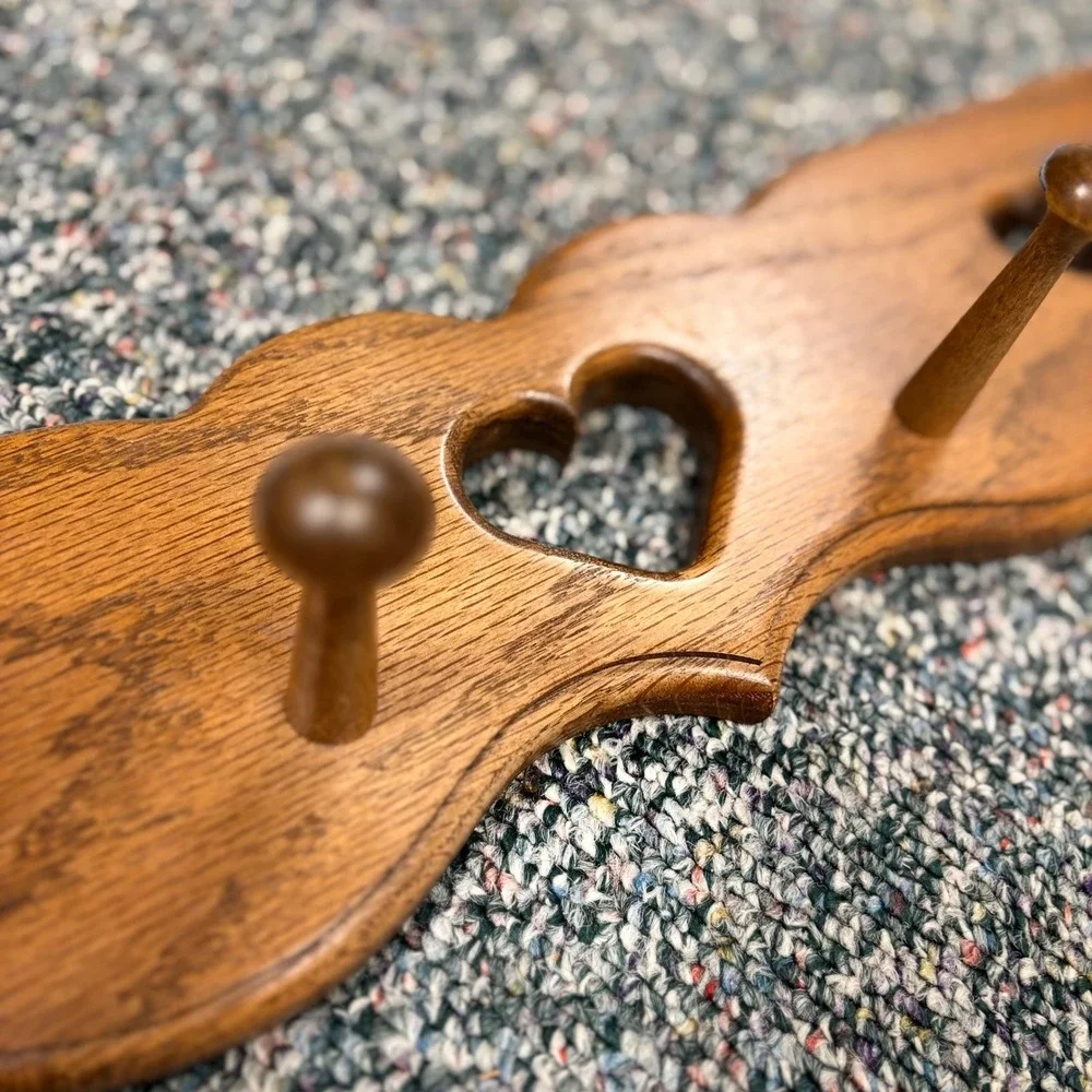 Vintage Solid Oak Heart Cutout Wall Mount Coat mud room 4 Peg 24